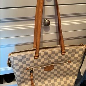Louis Vuitton Iena handbag